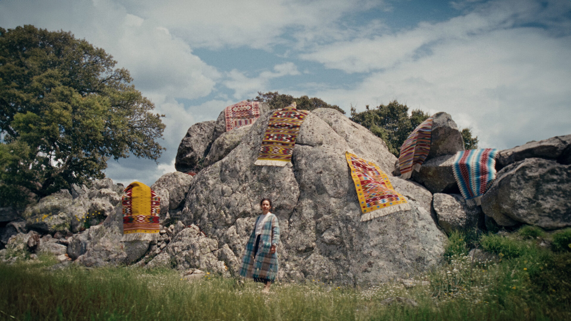 NOWNESS – Craft Work: Figures in Thread